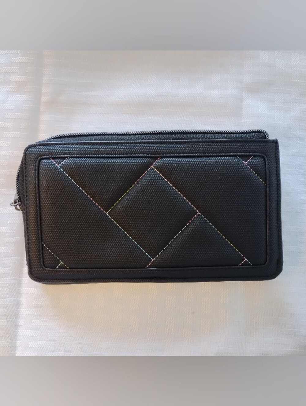 NWOT LUG Surrey Matte Luxe VL RFID Wallet Black Rainbow Stitching Vegan Leather - Picture 2 of 8